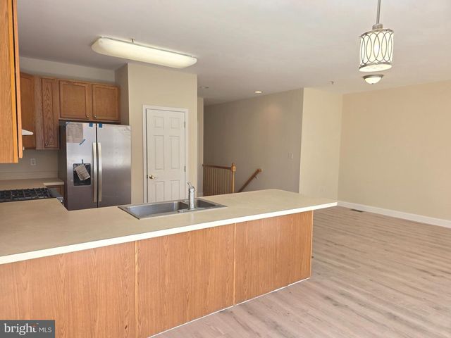 317 HARBOUR BLVD, Cinnaminson, NJ 08077