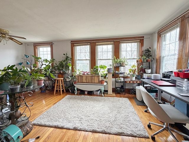 75-77 Dale St 77, Waltham, MA 02451