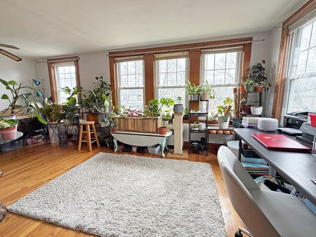 75-77 Dale St 77, Waltham, MA 02451