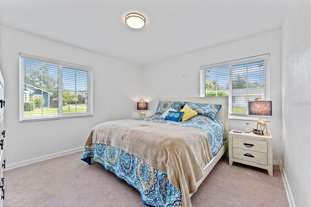802 W CORAL STREET, Tampa, FL 33602