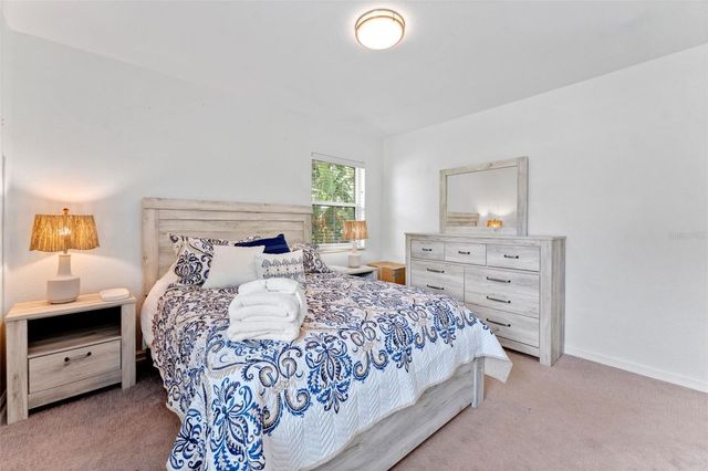 802 W CORAL STREET, Tampa, FL 33602