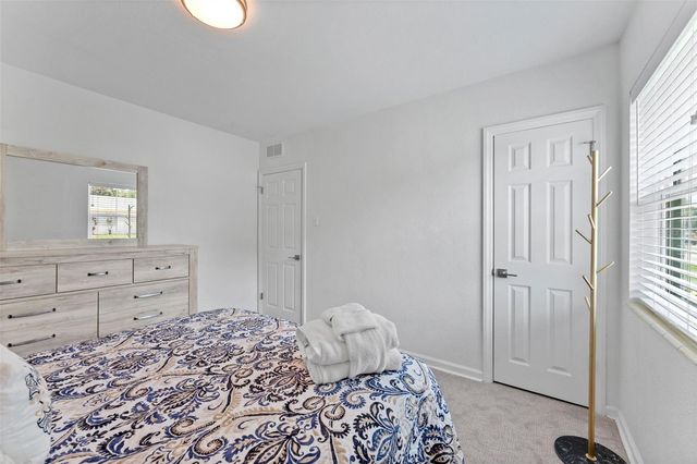 802 W CORAL STREET, Tampa, FL 33602
