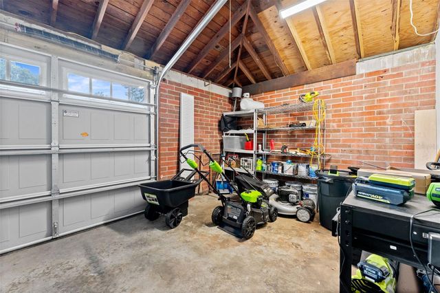 802 W CORAL STREET, Tampa, FL 33602