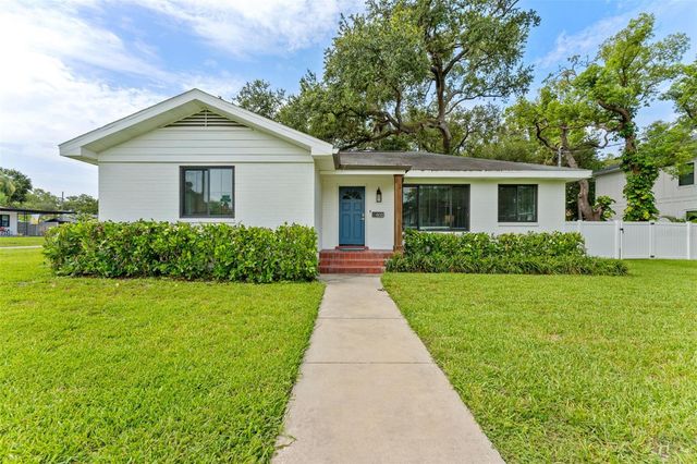 802 W CORAL STREET, Tampa, FL 33602