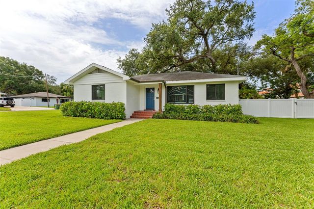 802 W CORAL STREET, Tampa, FL 33602