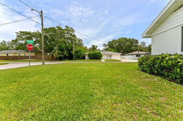 802 W CORAL STREET, Tampa, FL 33602