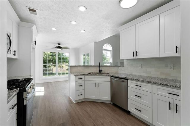 20 Mallet Pointe NE, Cartersville, GA 30121