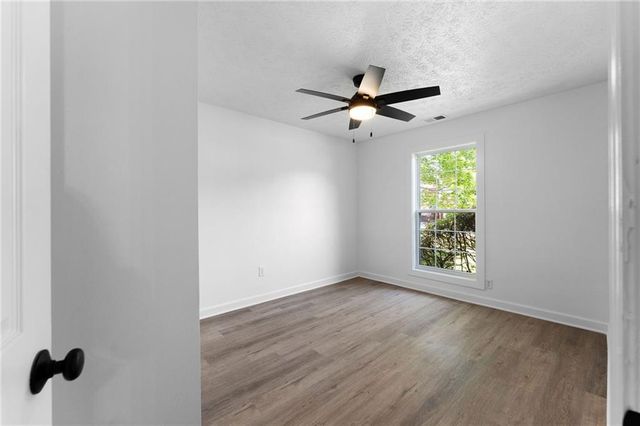 20 Mallet Pointe NE, Cartersville, GA 30121