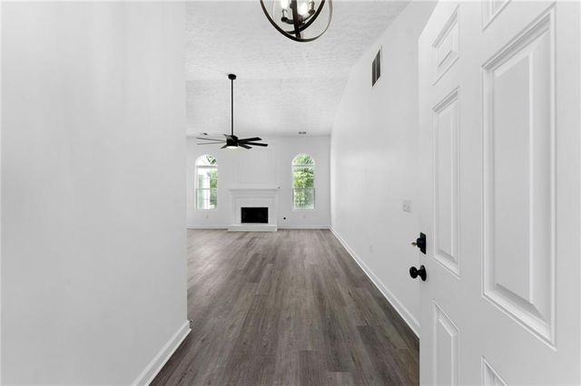 20 Mallet Pointe NE, Cartersville, GA 30121