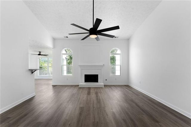 20 Mallet Pointe NE, Cartersville, GA 30121