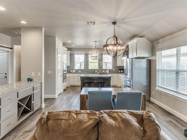 8216 NW 152nd Terrace, Edmond, OK 73013