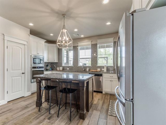 8216 NW 152nd Terrace, Edmond, OK 73013