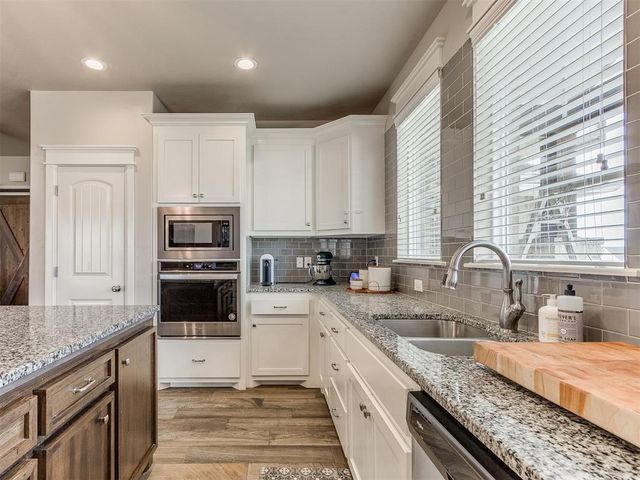 8216 NW 152nd Terrace, Edmond, OK 73013