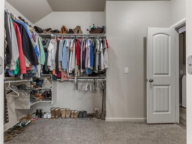 8216 NW 152nd Terrace, Edmond, OK 73013