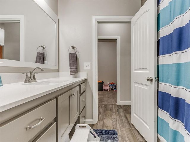 8216 NW 152nd Terrace, Edmond, OK 73013