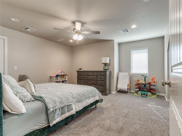 8216 NW 152nd Terrace, Edmond, OK 73013
