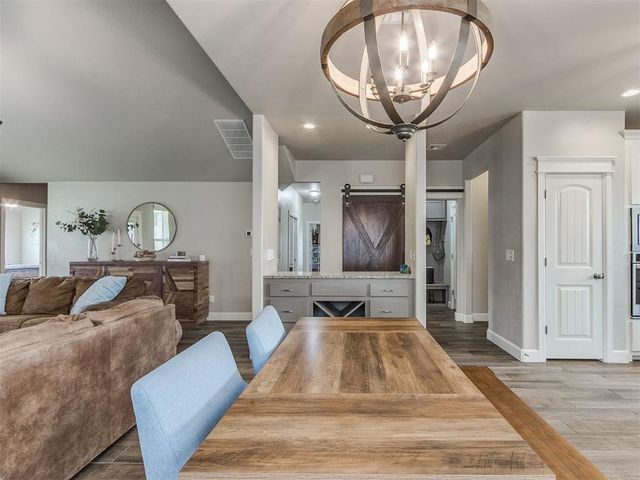 8216 NW 152nd Terrace, Edmond, OK 73013