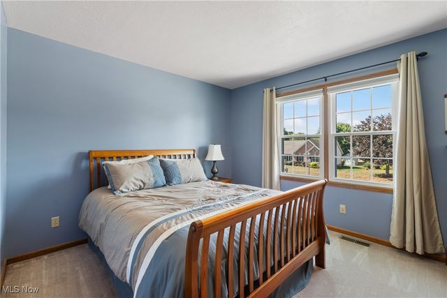 1760 Cadbury Street NW, Massillon, OH 44646