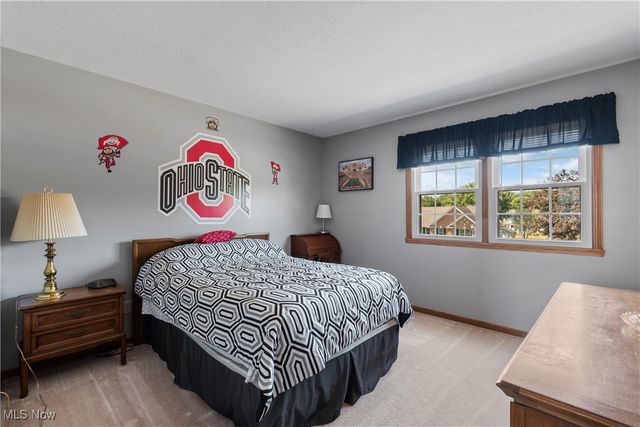 1760 Cadbury Street NW, Massillon, OH 44646