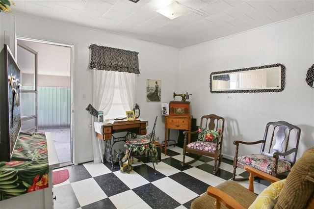 617 Beaufort Street, Welsh, LA 70591