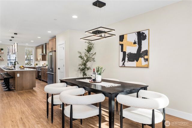 539 NW Juniper Street, Issaquah, WA 98027