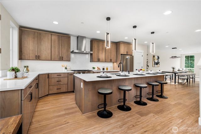 539 NW Juniper Street, Issaquah, WA 98027