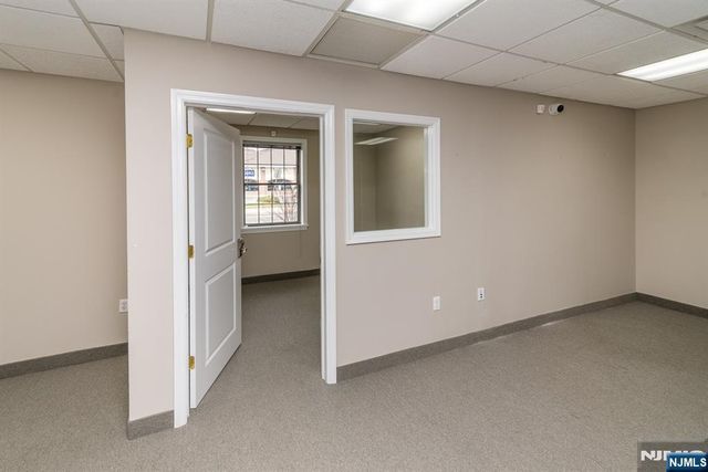 555 Goffle Road 108, Ridgewood, NJ 07450