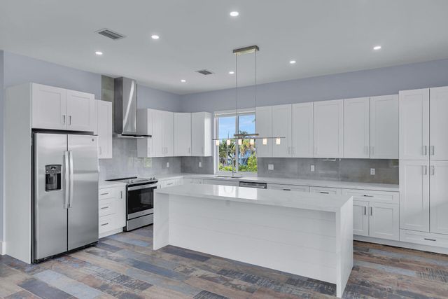 124 Venetian Way, Upper Matecumbe Key Islamorada, FL 33036