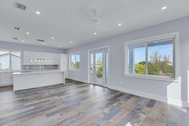 124 Venetian Way, Upper Matecumbe Key Islamorada, FL 33036