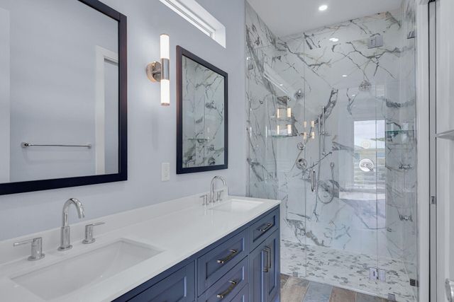 124 Venetian Way, Upper Matecumbe Key Islamorada, FL 33036