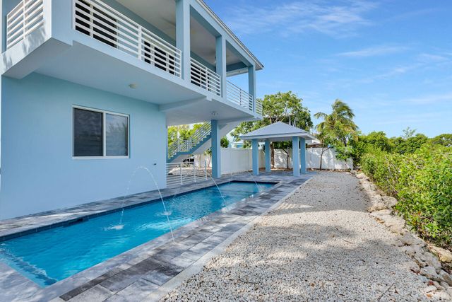 124 Venetian Way, Upper Matecumbe Key Islamorada, FL 33036