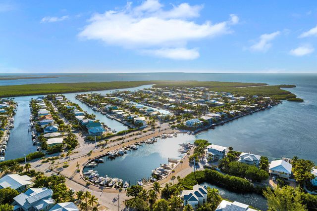 124 Venetian Way, Upper Matecumbe Key Islamorada, FL 33036