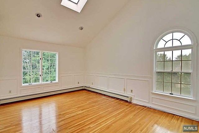 6 Quail Run, Warren, NJ 07059