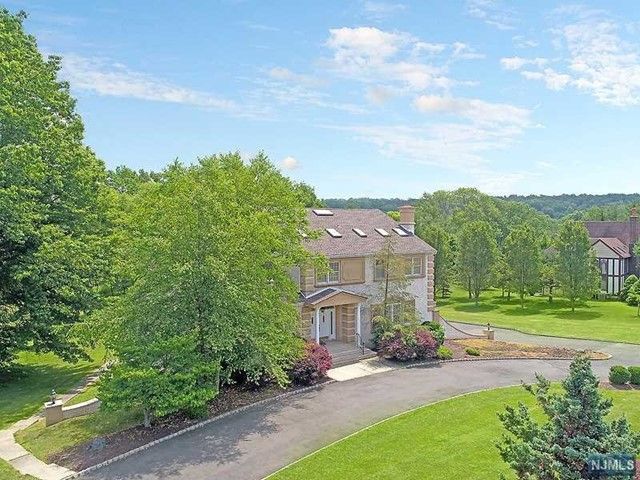 6 Quail Run, Warren, NJ 07059
