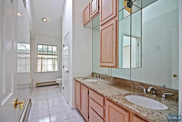 6 Quail Run, Warren, NJ 07059