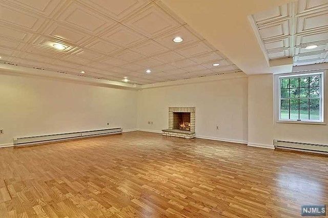 6 Quail Run, Warren, NJ 07059
