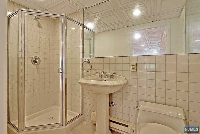 6 Quail Run, Warren, NJ 07059