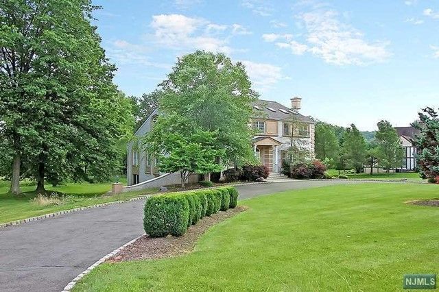6 Quail Run, Warren, NJ 07059