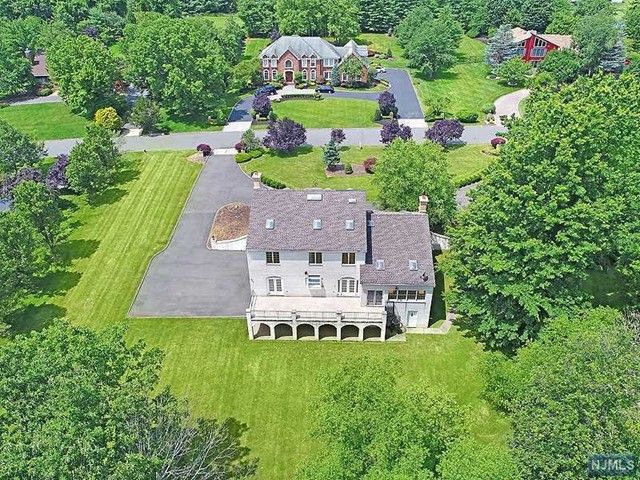 6 Quail Run, Warren, NJ 07059