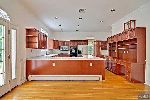 6 Quail Run, Warren, NJ 07059