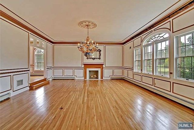 6 Quail Run, Warren, NJ 07059