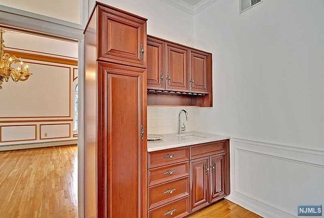 6 Quail Run, Warren, NJ 07059