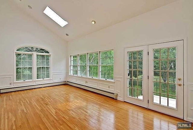 6 Quail Run, Warren, NJ 07059