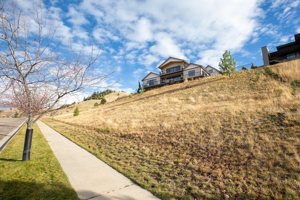310 Spanish Peaks Drive, Missoula, MT 59803 photo 10