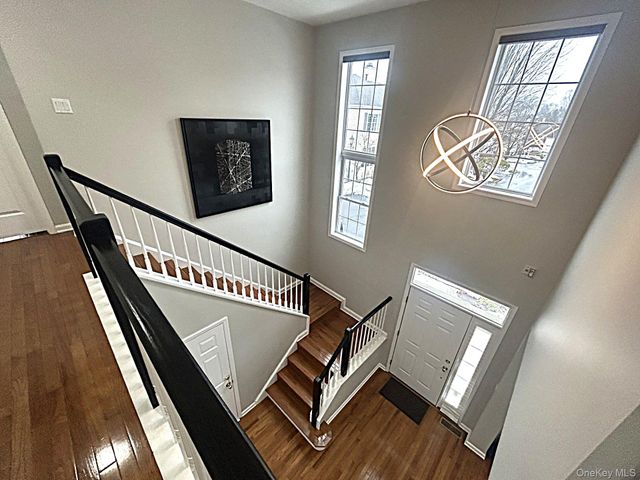 7 Limerick Court, White Plains, NY 10603