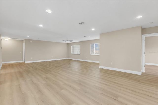 28401 COCO PALM DR, Punta Gorda, FL 33982