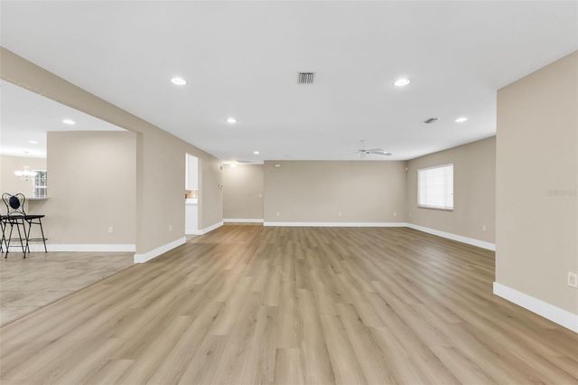 28401 COCO PALM DR, Punta Gorda, FL 33982