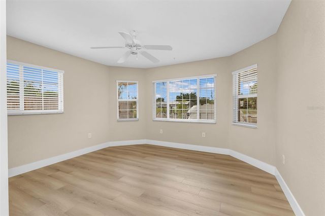 28401 COCO PALM DR, Punta Gorda, FL 33982