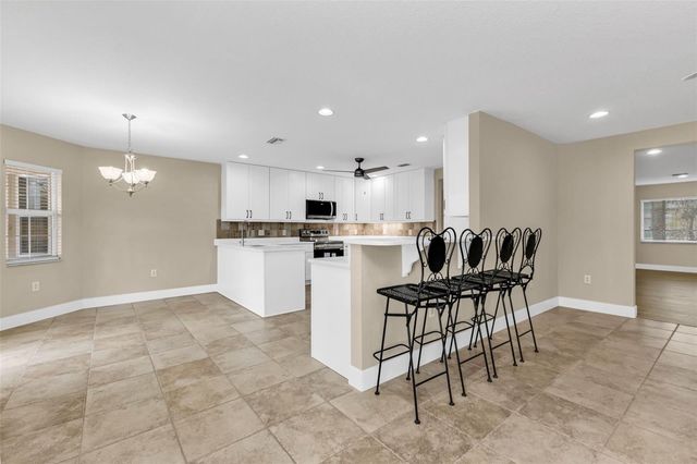 28401 COCO PALM DR, Punta Gorda, FL 33982