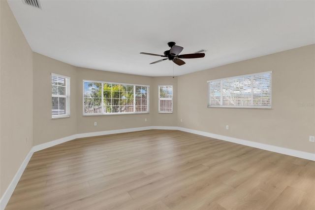 28401 COCO PALM DR, Punta Gorda, FL 33982